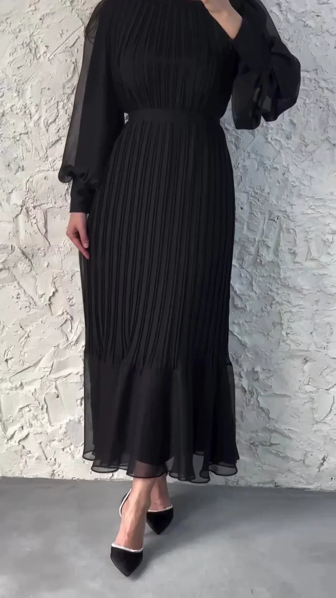 Ribbed maxi dress with belt