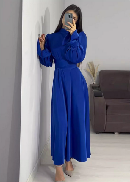 Maxi satin dress with belt and ruffle sleeves